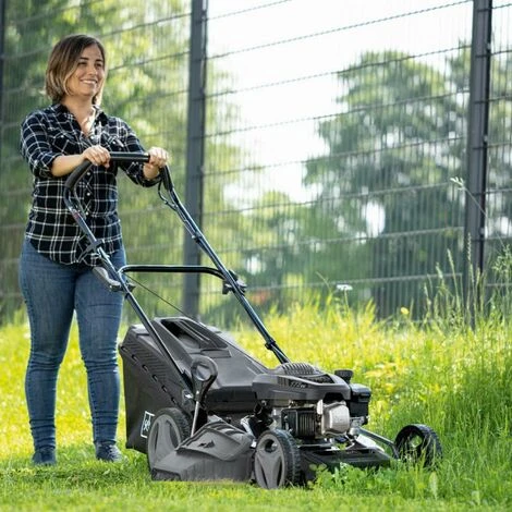 Tondeuse TT22453ATG SCHEPPACH Black édition - 58112059953 5 Tondeuse TT22453ATG SCHEPPACH Black édition - 58112059953 – Image 3